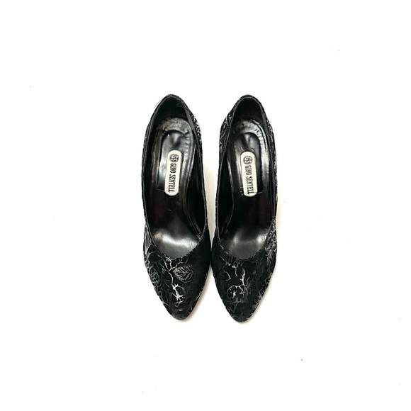 Vintage 1970s black leather flocked suede heels - Picture 3 of 8